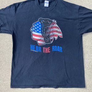 Chicago Blackhawks Patriotic Hear the Roar black Gildan t-shirt men's xl